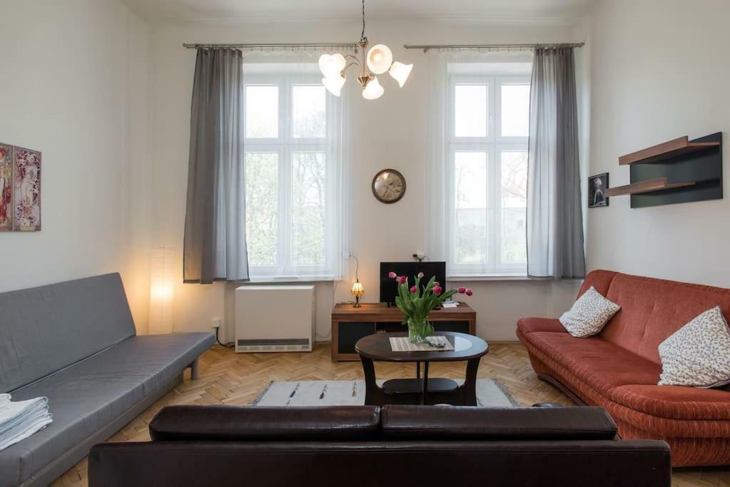 Apartament Gertrudy Belle Lägenhet Krasków Exteriör bild